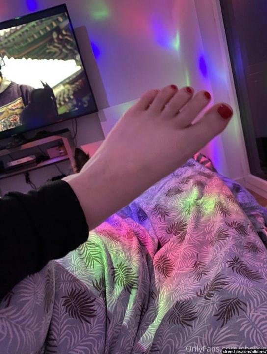 Photos of Chelxie Onlyfans Leak's feet n°48