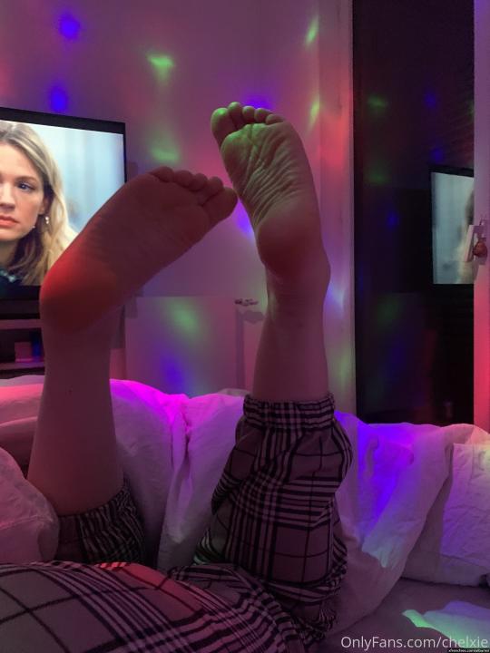 Photos of Chelxie Onlyfans Leak's feet n°15