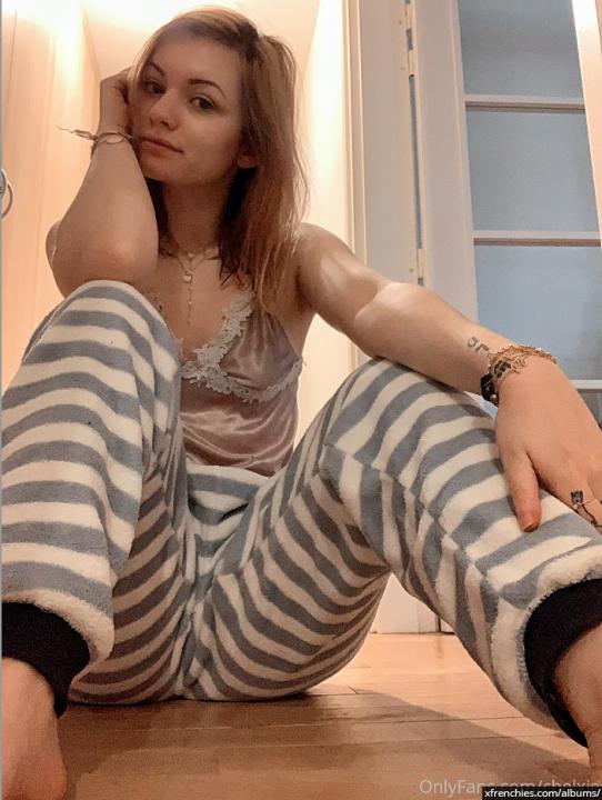 Chelxie onlyfans leak, all her HD nude pictures n°54