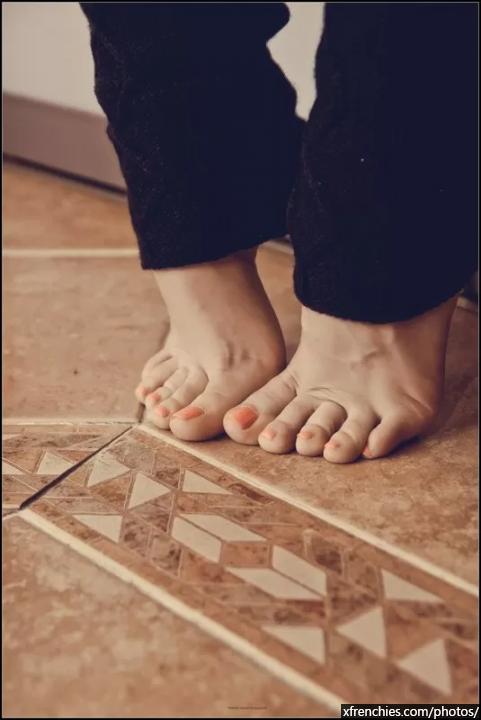 Foto fetish dei piedi, collant, tacchi n°50