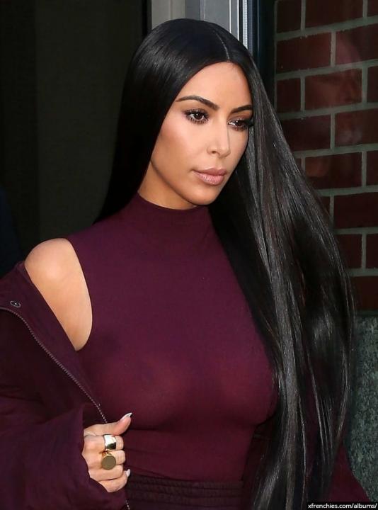 Fotos sensuais de Kim Kardashian em roupa interior n°81