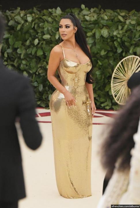 Foto sexy di Kim Kardashian in mutande n°148